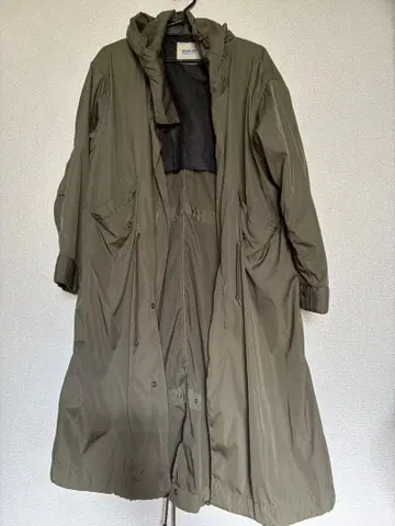 [ 컨디션 최상 ] BEAMS BOY 폴리에스테르 롱 모즈 코트 카키