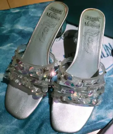 RANDA 인어공주 아리엘 콜라보 스팽글 클리어 힐 샌들