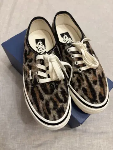VANS PREMIUM LX AUTHENTIC 44 레오파드 24cm