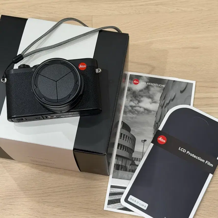 라이카 D-LUX8 풀박스 + EVF + 정품 오토캡 포함 / 상태 좋음