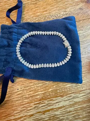 실버 크리스탈 장식 팔찌 플라티나