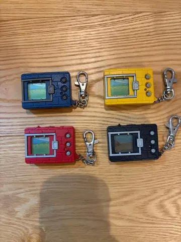 [동작 확인 완료] 디지털 몬스터 4개 세트 레트로 휴대용 게임