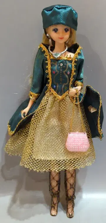 타카라 에이틴 제니