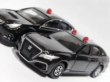 토미카 도요타 크라운 복면 경찰차 미니카 경찰 차량