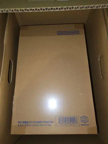 기동전사 건담 SEED FREEDOM 라크스 클라인 파일럿 수트 ver