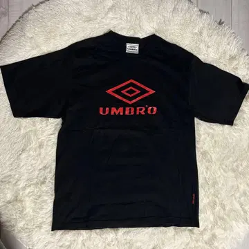 90s UMBRO 엄브로 T셔츠 은색 택 빅 로고 스트릿 구제 의류