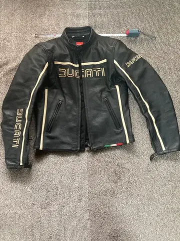 DUCATI 가죽 라이더 자켓