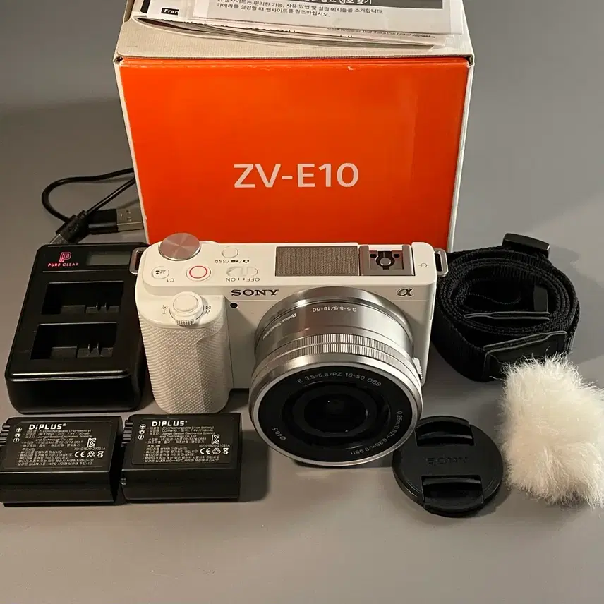 소니 ZV-E10 + 16-50 번들렌즈 킷 / 브이로그 카메라