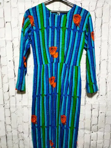 엄청난! 청록색 스트라이프 꽃무늬 긴팔 원피스