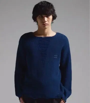 [ GRANCY ] Pierced Damage Knit