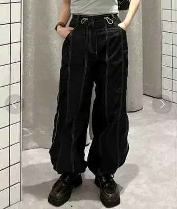 LAGUA GEM 나일론 스티치 팬츠 블랙 S