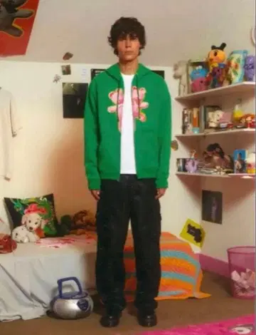 Heaven by Marc Jacobs 후드티