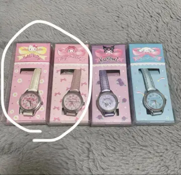 미개봉 새상품 산리오 오리지널 키즈 워치 손목시계 2개 마이멜로디 키티
