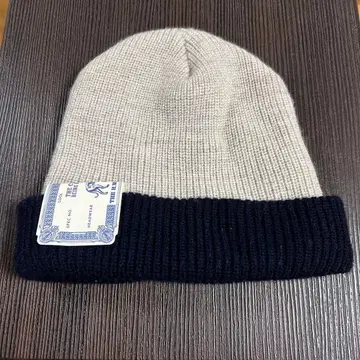 H.W. DOG & CO. 니트 모자 비니