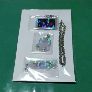 트위스테 플라티나 자켓 아크릴 참