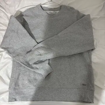 aritzia TNA sweatfleece 맨투맨 S 사이즈