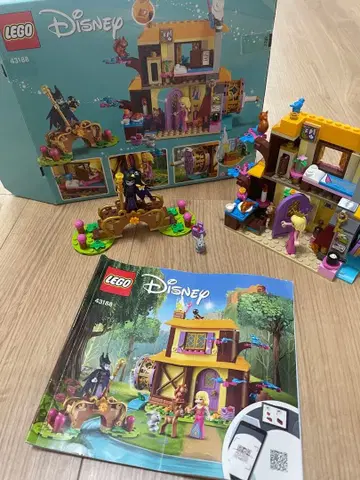 LEGO 43188 오로라 공주 숲속의 코티지