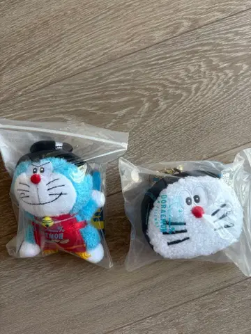 100% 도라에몽 & 프렌즈 도라에몽 키체인 스모 스모와 오니기리