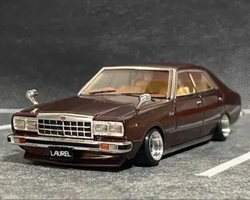 레어 1/43 키드박스 LA-X NISSAN 로렐 올드카 커스텀