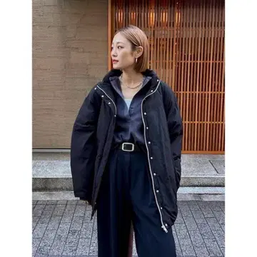 Ungrid / 언그리드 / 미들 기장 충전솜 루즈 블루종 블랙