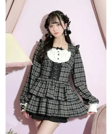 노에미 NOEMIE 데콜테 리본 요크 프릴 레이스업 셋업