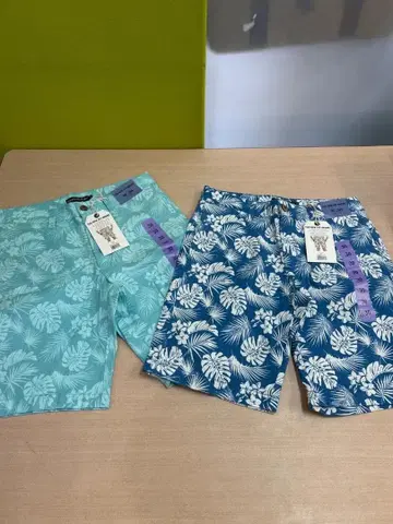 [ 새상품 ] 남성용 하프 팬츠 30인치 트로피컬 패턴 라이트 블루/블루