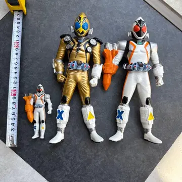 가면라이더 포제 피규어 2체 세트 증정품 포함