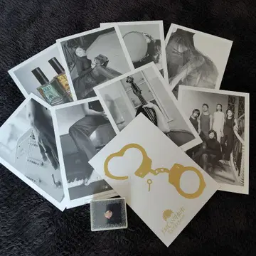 도쿄사변 시이나 링고 엽서와 핀 배지