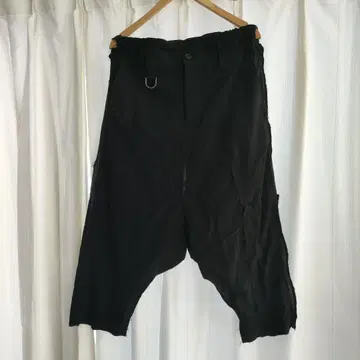 Roen 블랙 사루엘 팬츠 U자형 금장 장식 포함