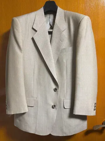 CERRUTI 1881 최고급 오더 수트 베이지 스트라이프 수트