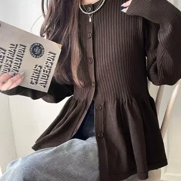 브라운 리브 편직 가디건 M 사이즈 CLASSICAL ELF