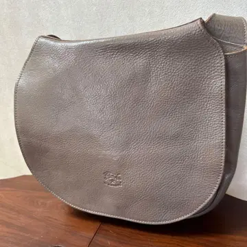 일비종떼 숄더백 그레이