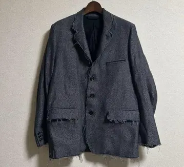 QUILP Buckler 헤링본 컷오프 테일러드 자켓