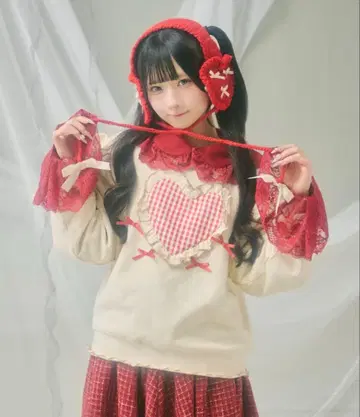 [ 틸과 레트로 ] 모듬 하트 프릴 리본 맨투맨