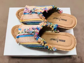 MINNETONKA 프린지 웨지 샌들