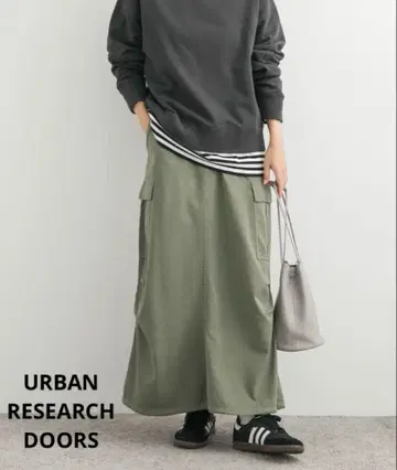 URBAN RESEARCH DOORS 드로스트 카고 스커트
