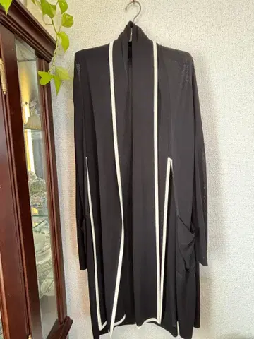 컨디션 최상 폭시 FOXEY 파이핑 롱 가디건