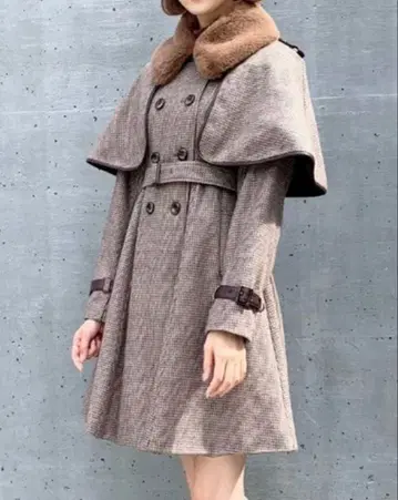 TITTY&CO. 케이프 포함 트렌치코트