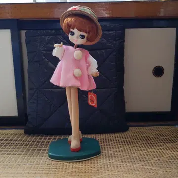 쇼와 레트로 초레어 핑크 케이프 인형 스트로우 햇 포함