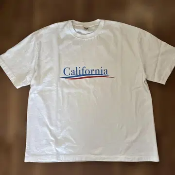 BARNS OUTFIITTERS 프린트 로고 크로스넥 XL 화이트