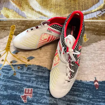 Warrior 축구화 FG