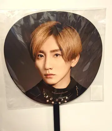 SixTONES 21년 on eST 교모토 타이 가 부채