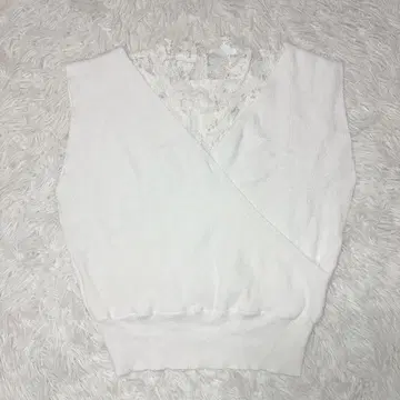 머큐리 듀오 니트 슬리브리스 레이스 화이트 페미닌 a2423