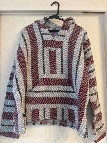 빈티지 헤링본 패턴 후드 부착 스웨터