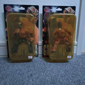 그레이트 무타 피규어 2체 세트