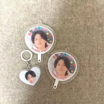 ICEx x SPINNS 콜라보 굿즈 아쿠네 온세 아크릴 키링