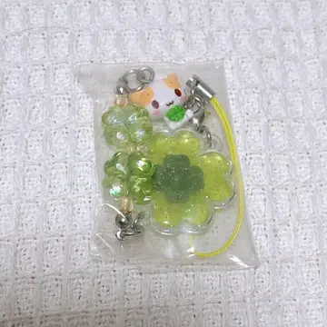 산리오 시크릿 클로버 스트랩 마쉬멜로우 같은 폭신폭신 냥코