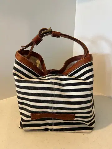 페리지 보더 캔버스 가죽 토트백