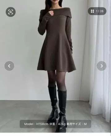 CENEA 세네아 오프숄더풍 스퀘어넥 미니 니트 원피스