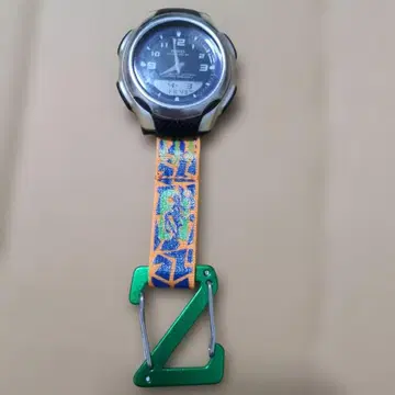 가동품.CASIO 디지털 솔라 워치 나일론 밴딩 카라비나 포함